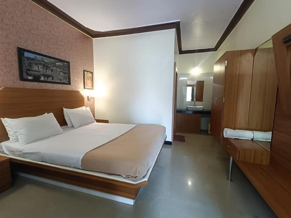 Ellora Heritage Resort Eksteriør bilde