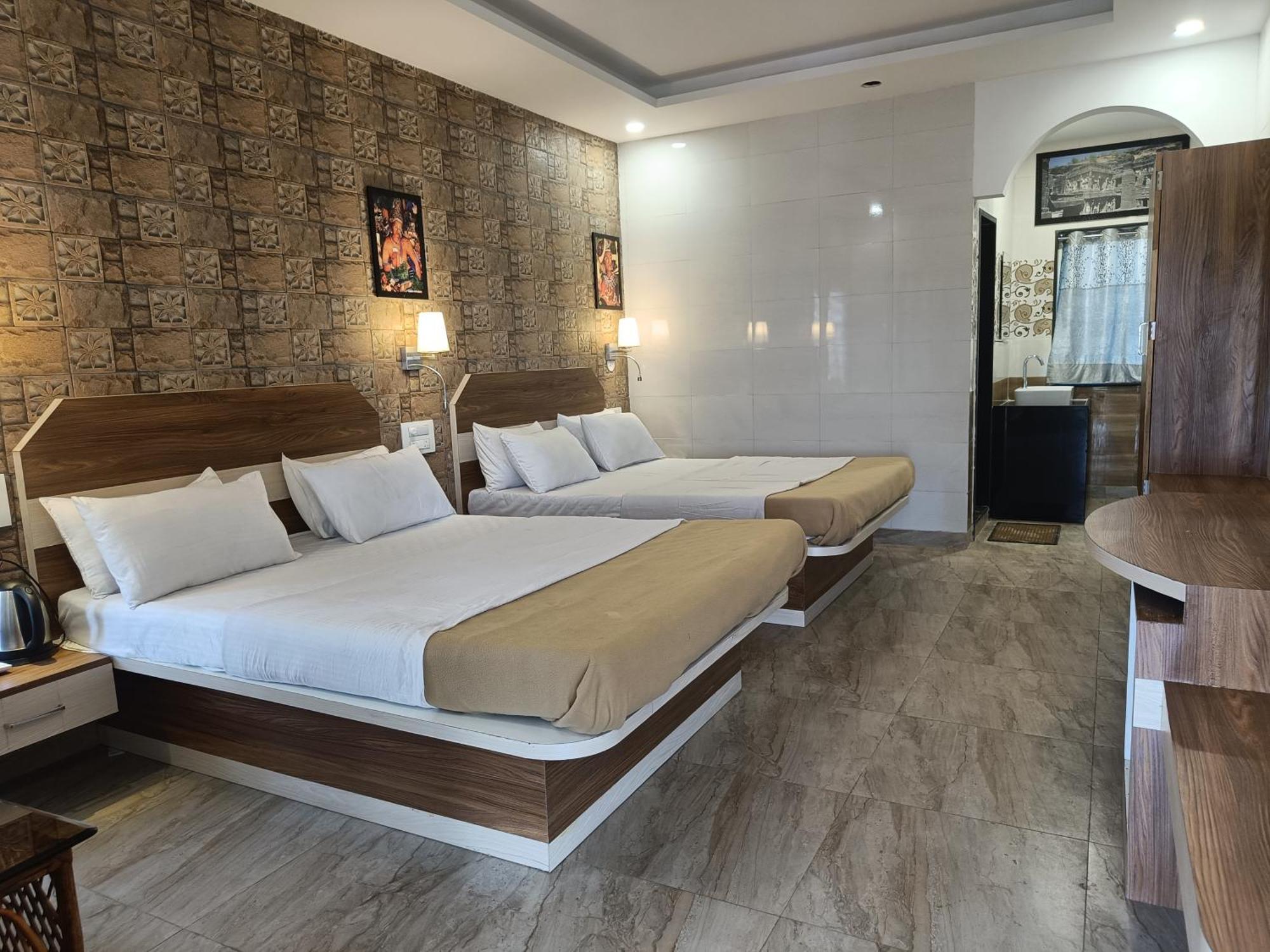 Ellora Heritage Resort Eksteriør bilde