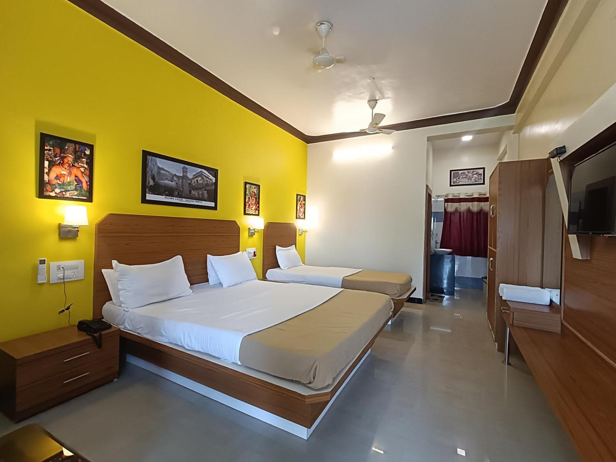 Ellora Heritage Resort Eksteriør bilde